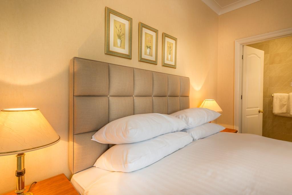 Petwood Hotel Удхол Спа Стая снимка