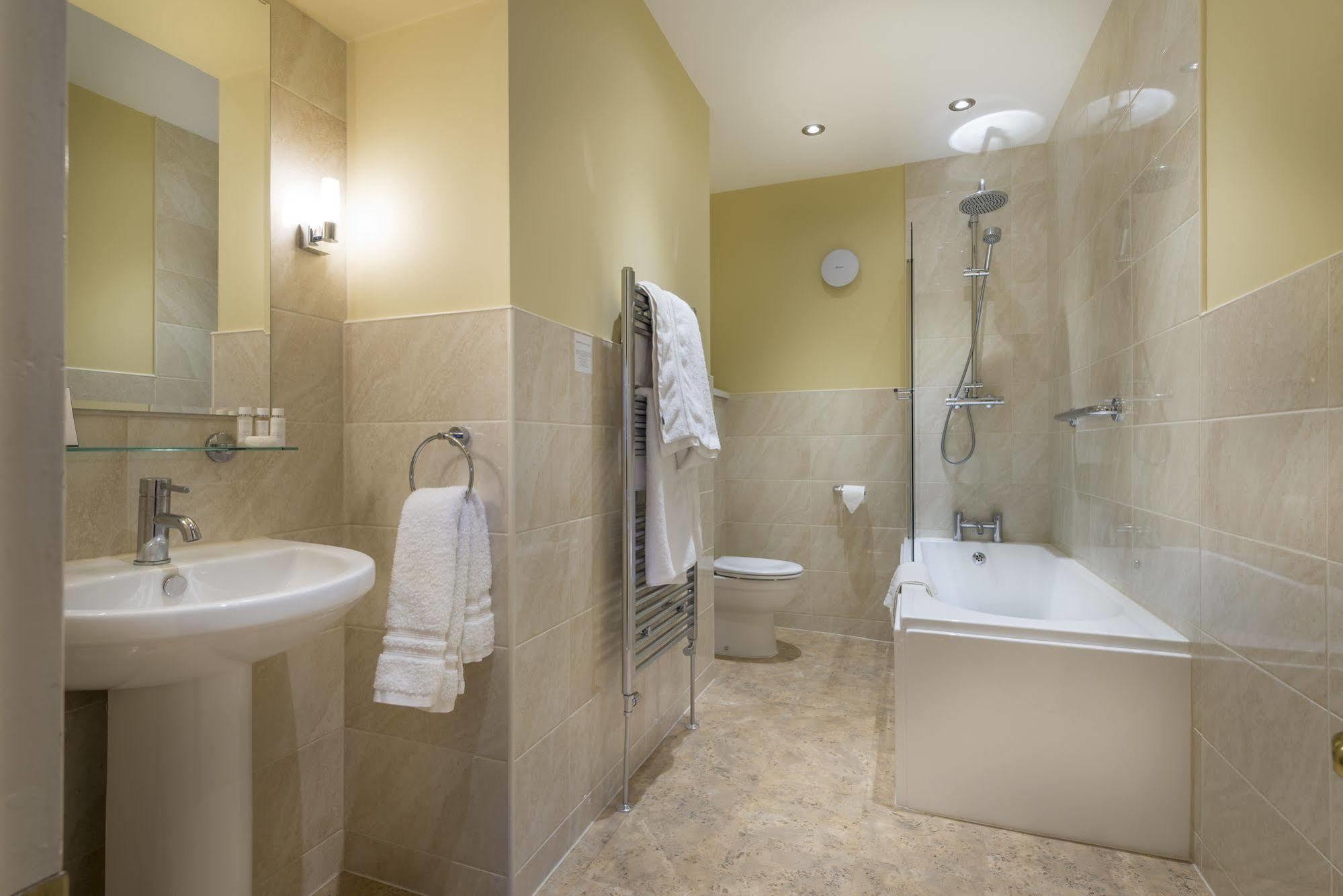 Petwood Hotel Удхол Спа Екстериор снимка