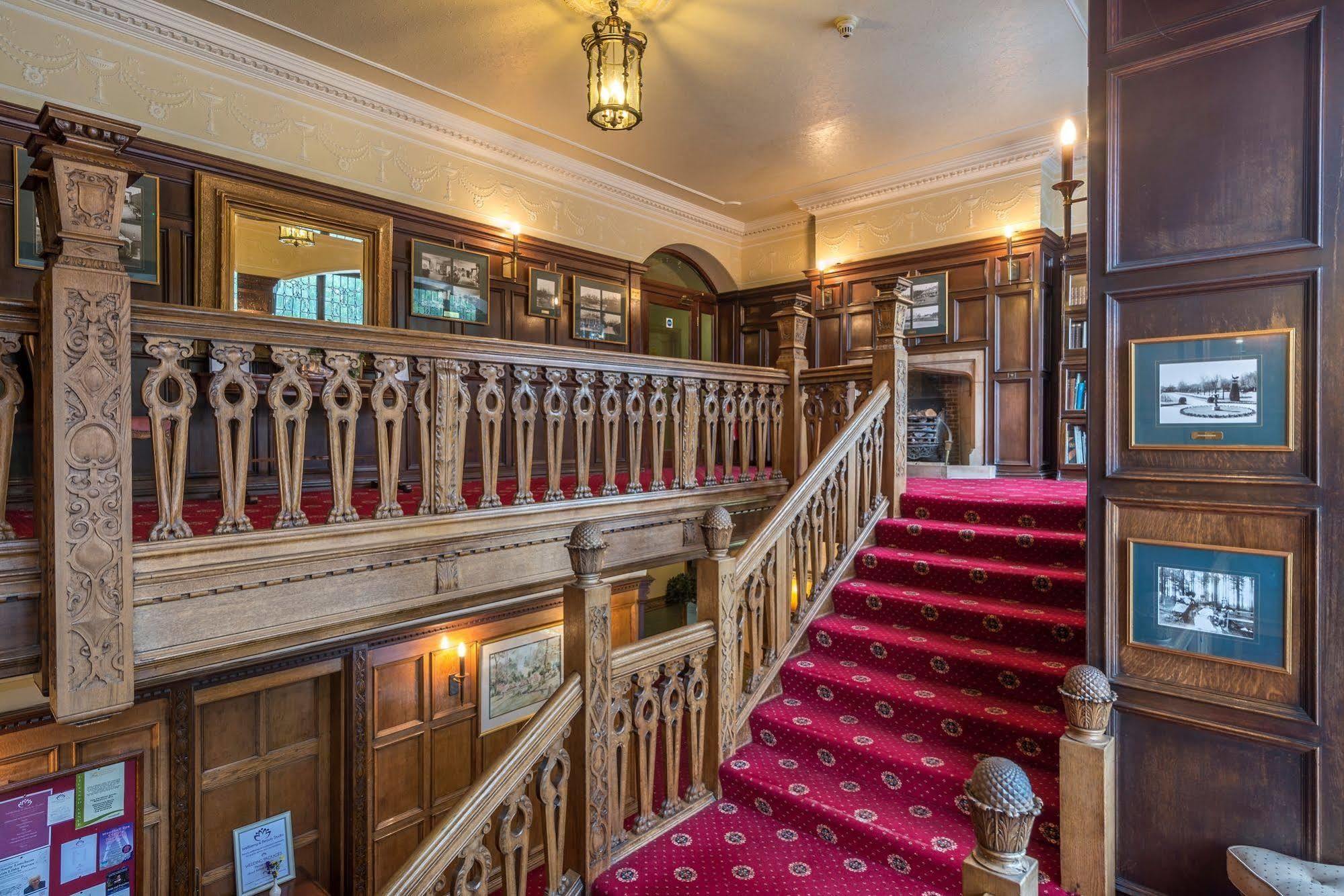Petwood Hotel Удхол Спа Екстериор снимка