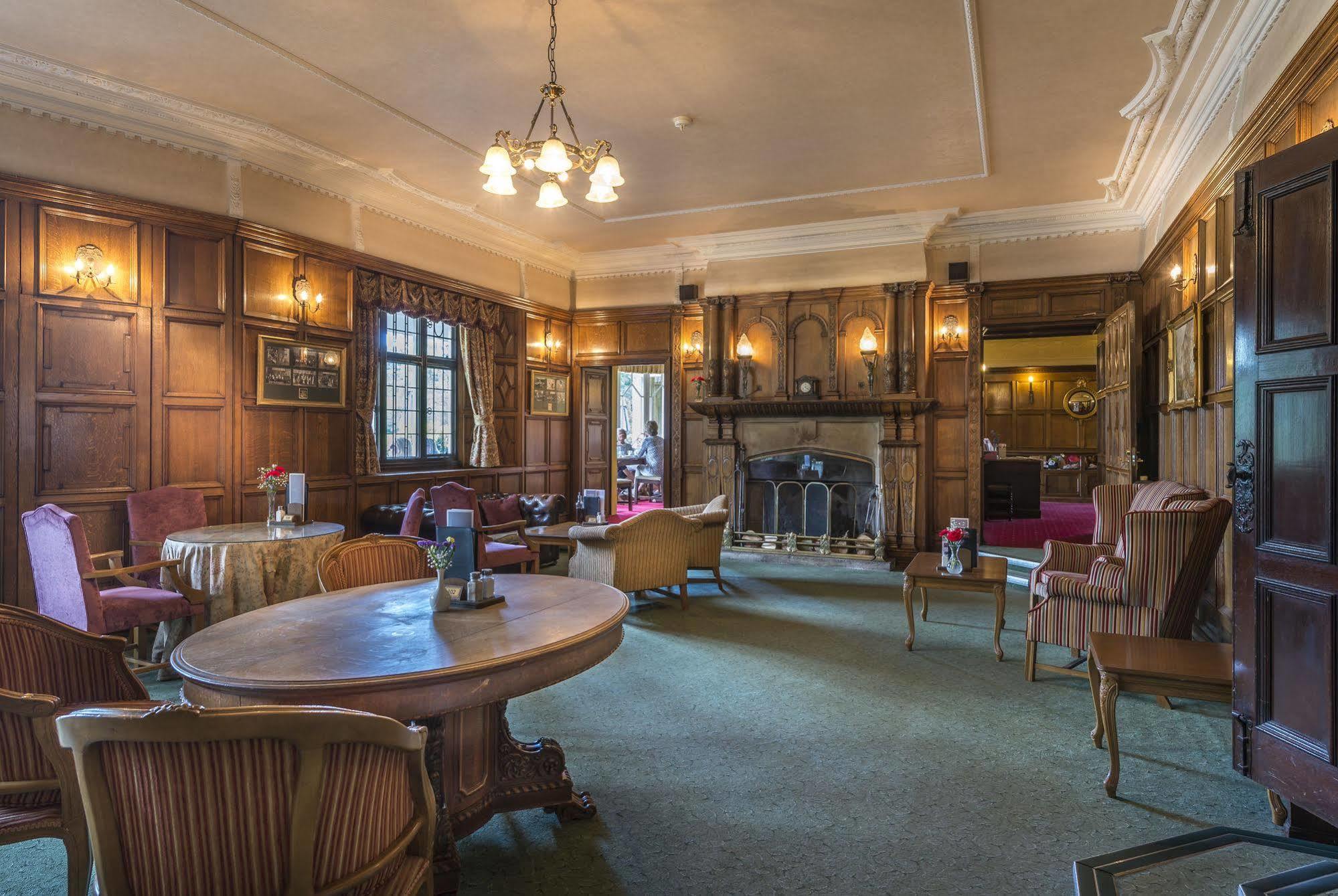 Petwood Hotel Удхол Спа Екстериор снимка