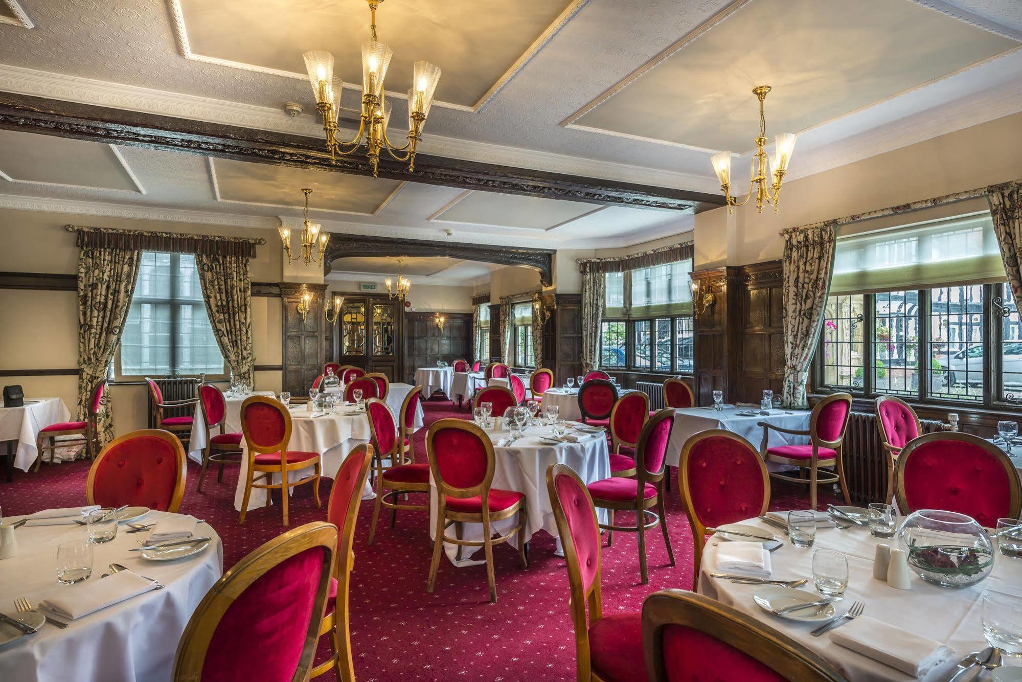 Petwood Hotel Удхол Спа Екстериор снимка